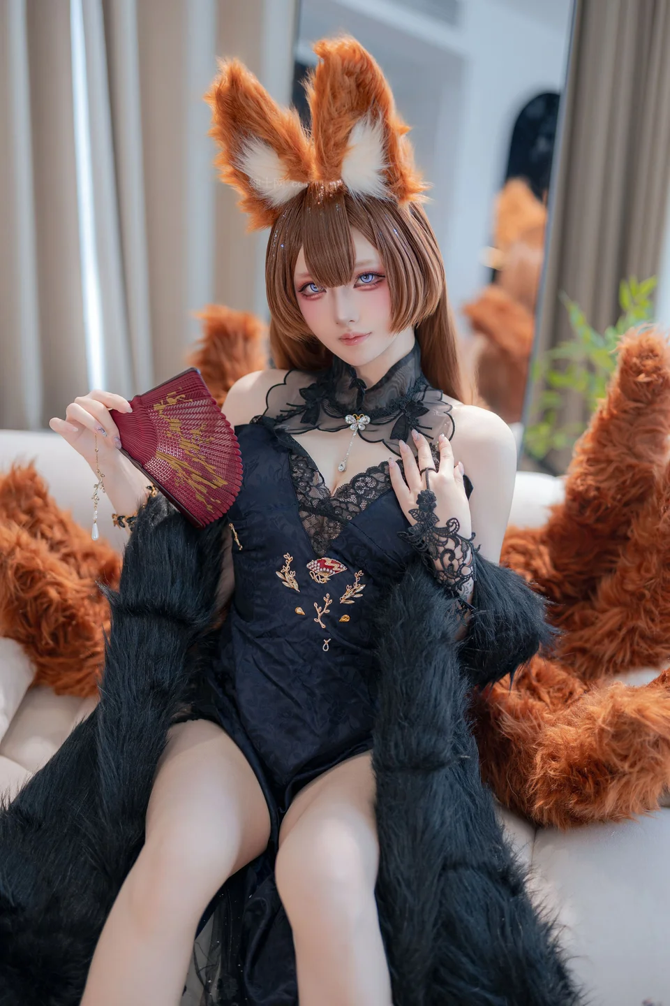 屿鱼 - 碧蓝航线·天城 礼服 [65P-150MB] tg@simisebaisi 【丝足阁】032.webp